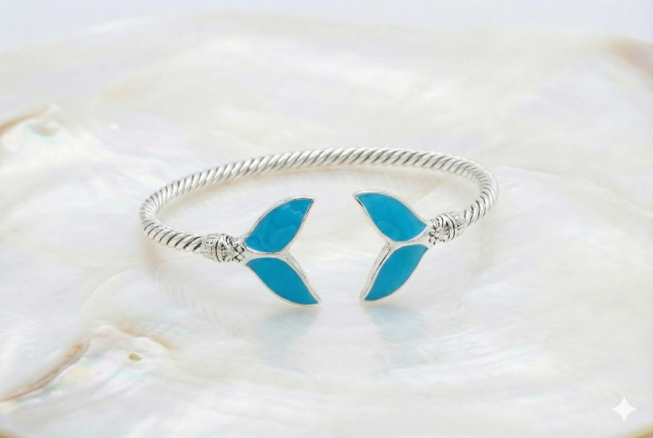 Turquoise Wave (Whale Tail)